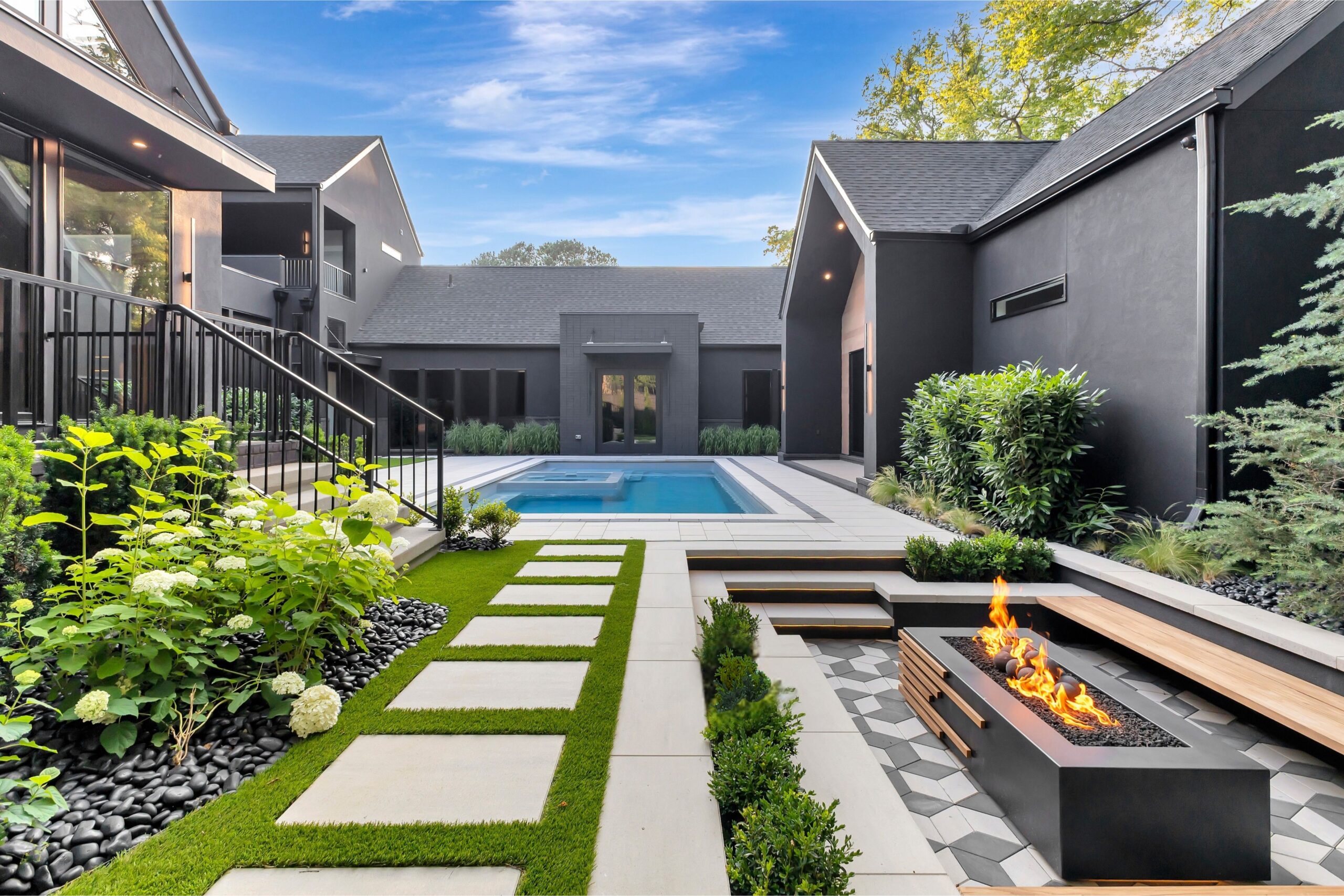 Luxury custom landscape design Nashville and suburbs